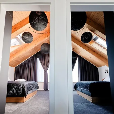 ヴィラ Ostriz フリンスコ