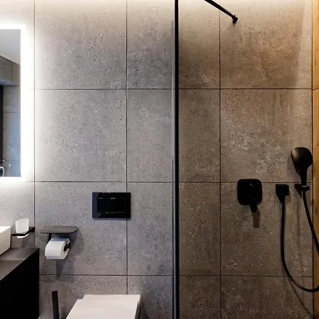 Ostriz フリンスコ